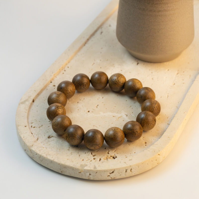 沉香手串 Agarwood Bracelet